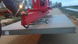 gekoppelde betonplaten