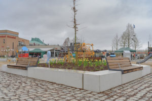 bankje van biobased beton