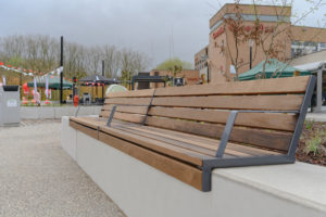 bankjes van circulair biobased beton