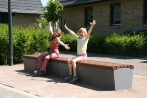 Bankenzitrandelementen van circulair, biobased beton